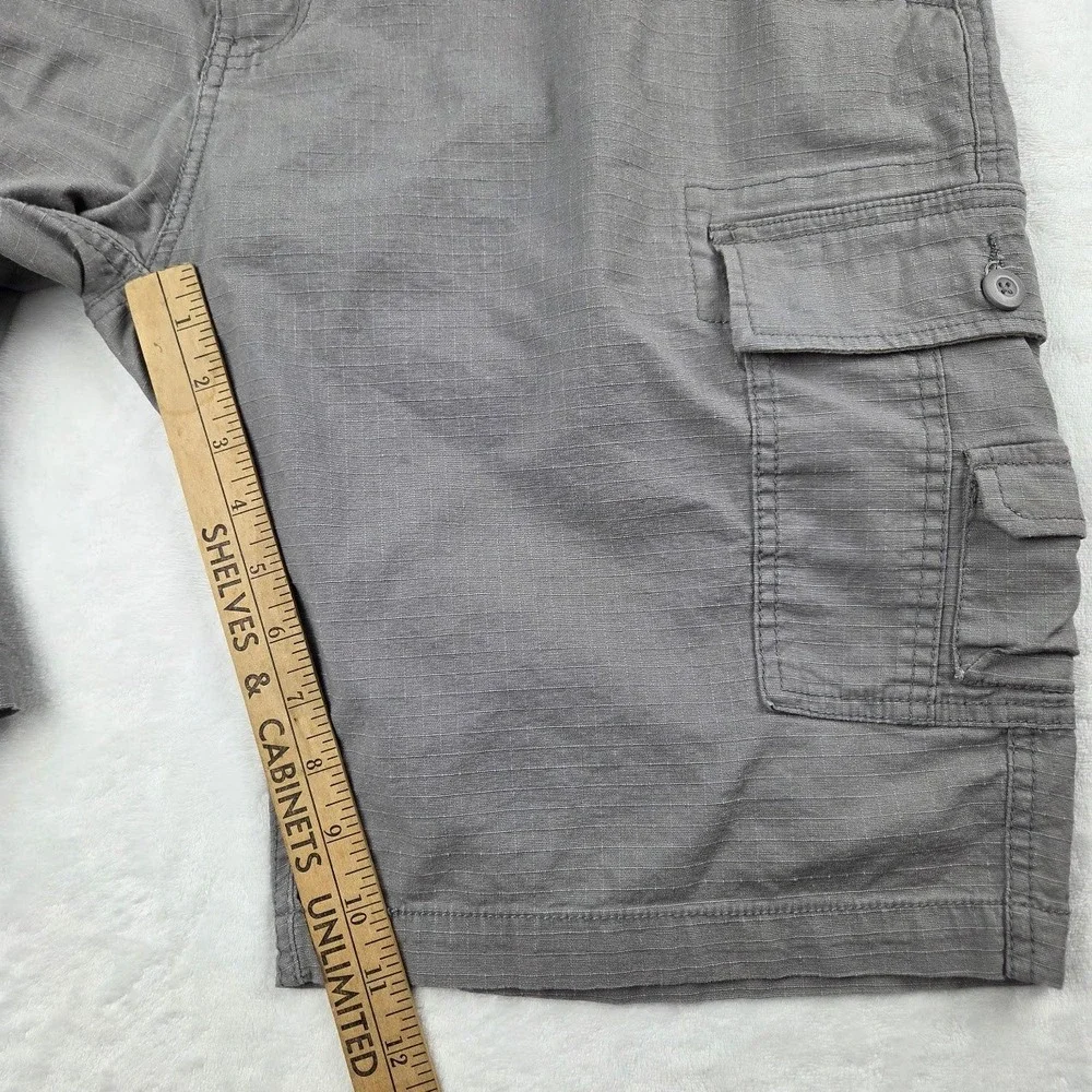 WearFirst Cargo Shorts Mens 38 Gray Ripstop Multi-Pocket Casual Excellent